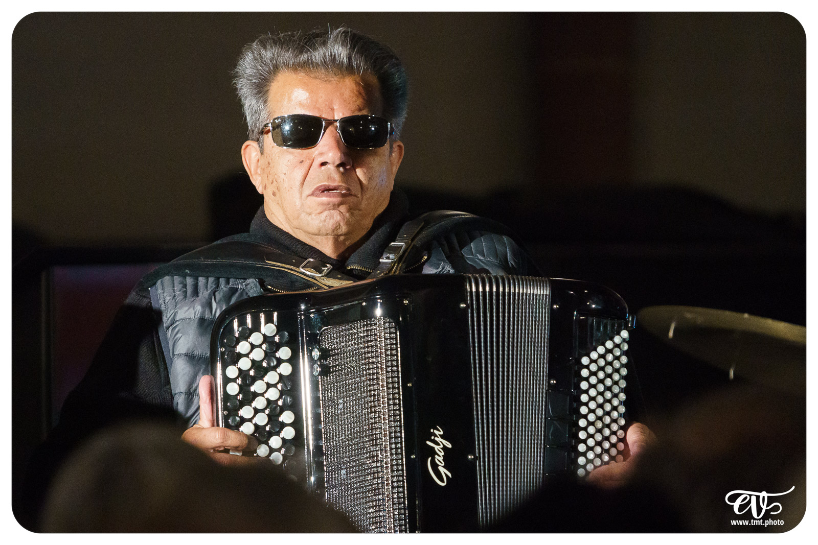 MAGALIE SARAH LÖFFLER AND THE BRASS 'N GROOVE BAND